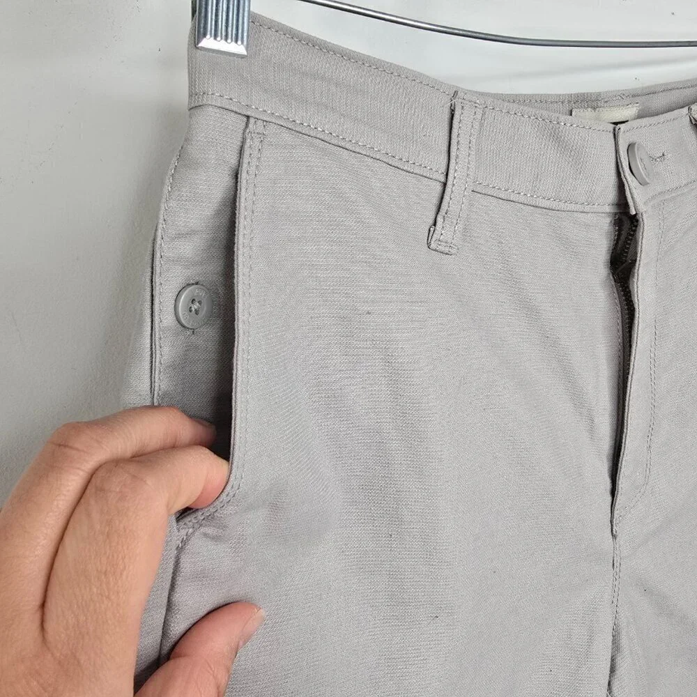 NWT Vans Intersect Drizzle Shorts size 28 Gray Greige in color Skate Shorts